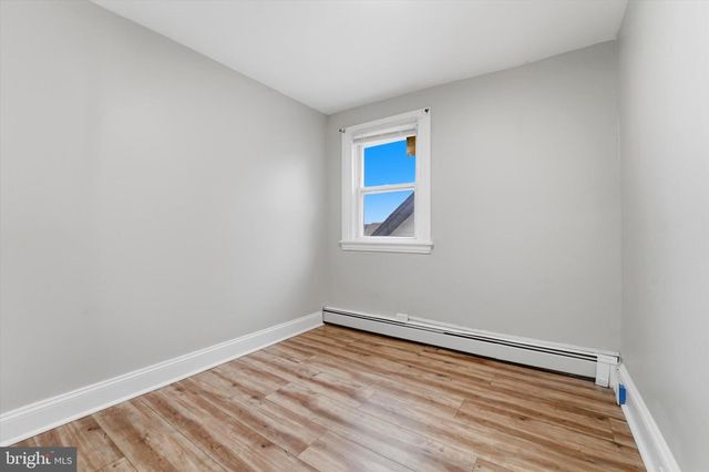 909 PINE ST, Darby, PA 19023