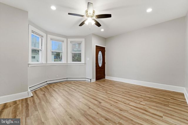 909 PINE ST, Darby, PA 19023