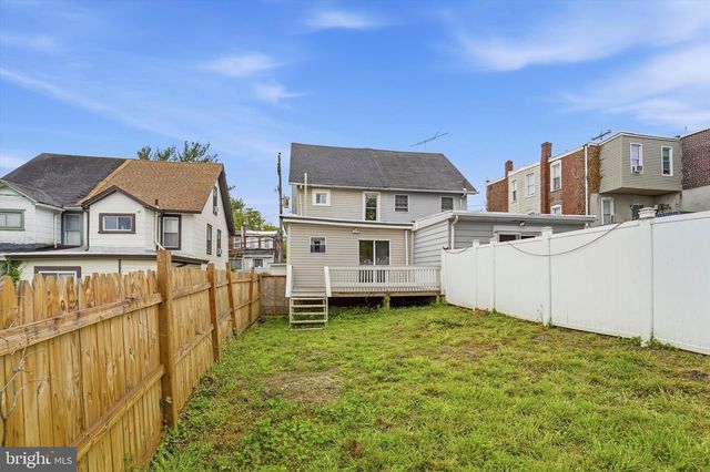 909 PINE ST, Darby, PA 19023