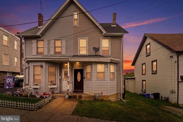 909 PINE ST, Darby, PA 19023