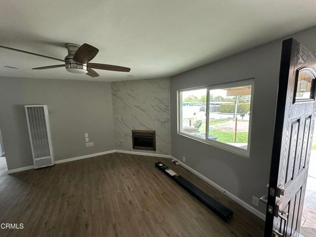 40 Mission Drive, Camarillo, CA 93010