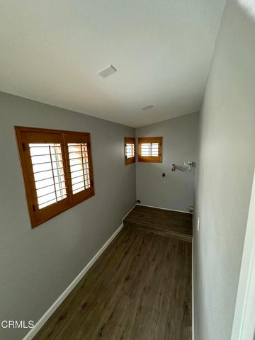 40 Mission Drive, Camarillo, CA 93010