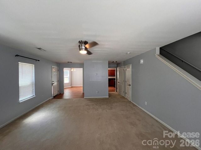 9505 Drains Bay Court, Charlotte, NC 28214