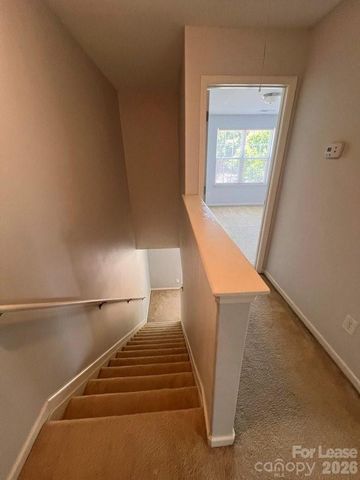 9505 Drains Bay Court, Charlotte, NC 28214