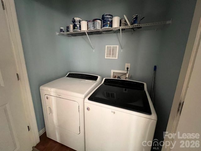 9505 Drains Bay Court, Charlotte, NC 28214