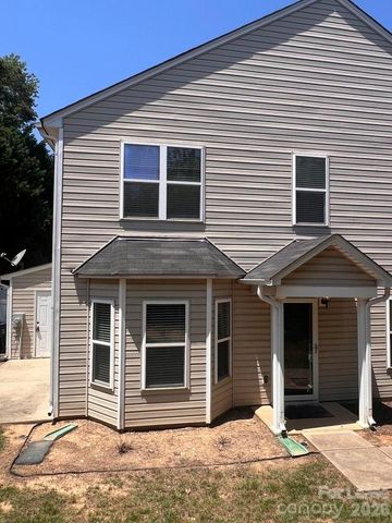 9505 Drains Bay Court, Charlotte, NC 28214