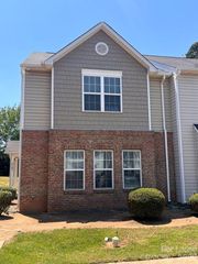 9505 Drains Bay Court, Charlotte, NC 28214