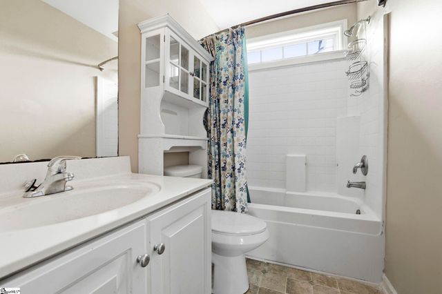 104 Rolling Oak Drive, Easley, SC 29642