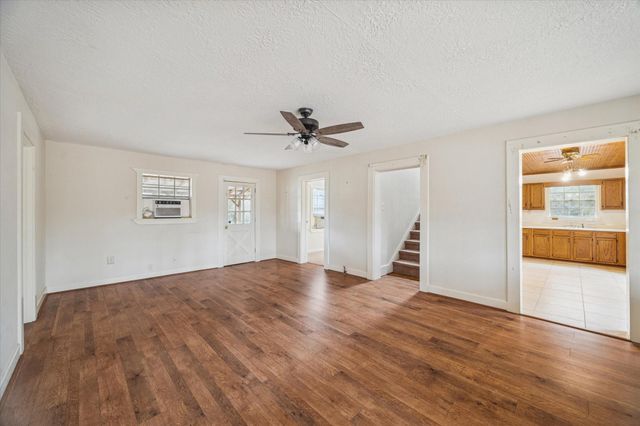 24815 Fm 1488, Magnolia, TX 77355