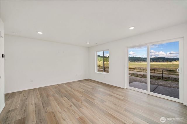 1354 Salzer Creek Loop, Centralia, WA 98531