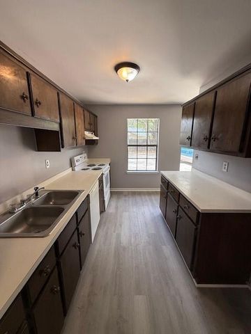 2425 Norton Lane D, Mobile, AL 36605