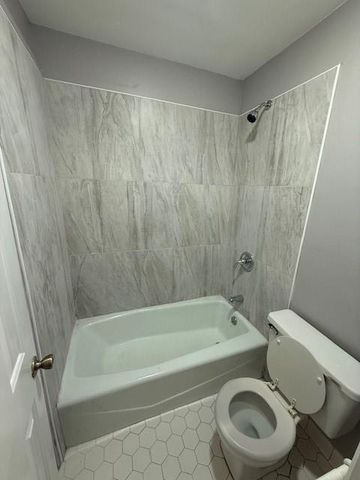 2425 Norton Lane D, Mobile, AL 36605