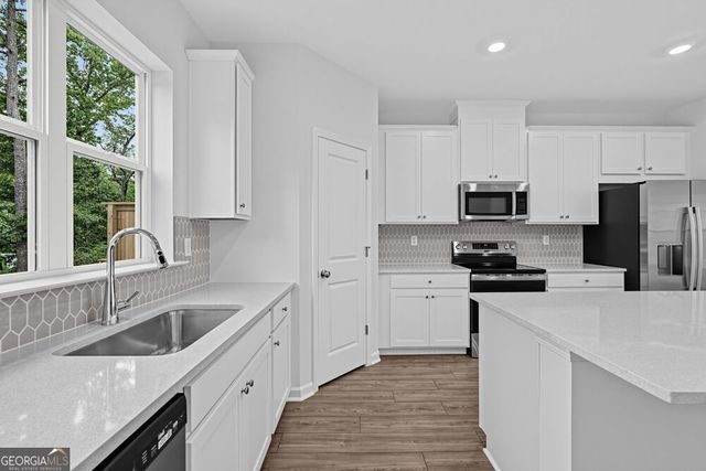 5760 Schelton Place SE, Mableton, GA 30126
