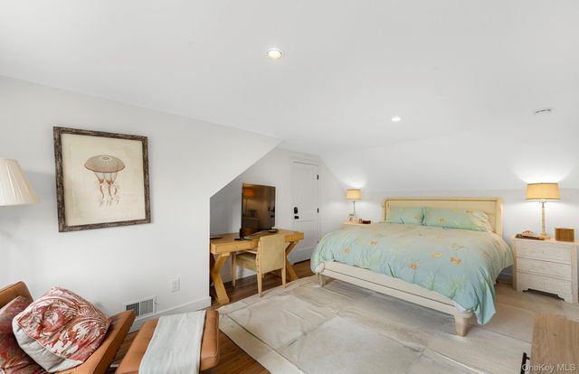 770 Hill Street, Southampton, NY 11968