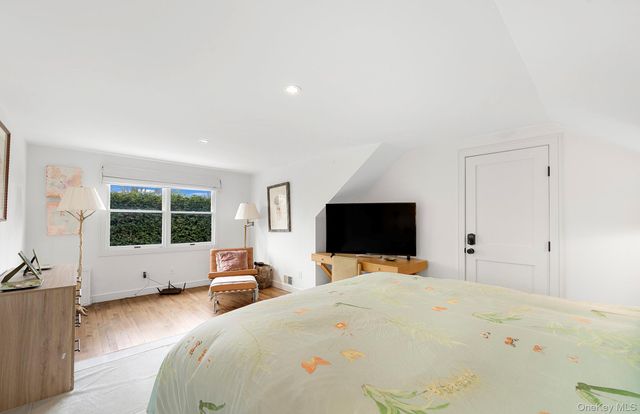770 Hill Street, Southampton, NY 11968
