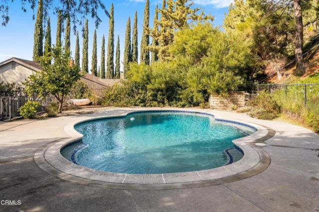 2915 Hopeton Road, La Crescenta, CA 91214