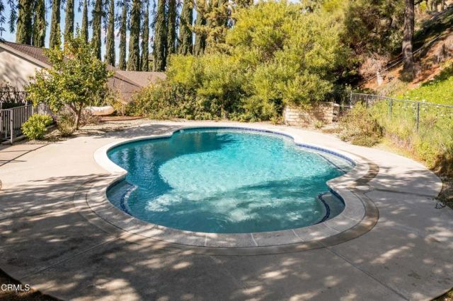 2915 Hopeton Road, La Crescenta, CA 91214