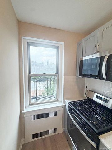 4115 45th Street 6L, Sunnyside, NY 11104