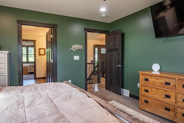 W7563 Castle Heights DRIVE, Holmen, WI 54636