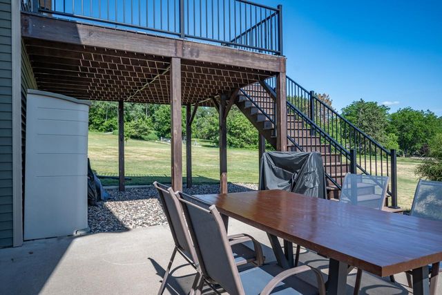 W7563 Castle Heights DRIVE, Holmen, WI 54636