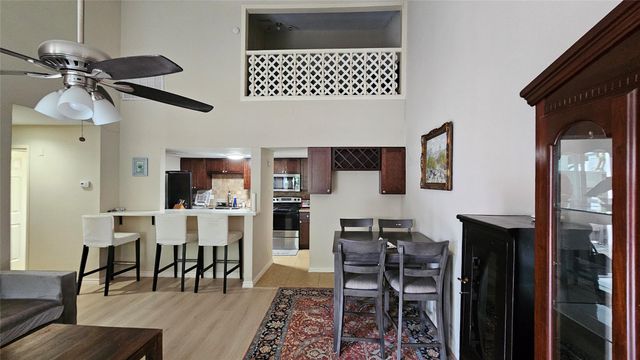 9505 Windswept Lane 9505, Houston, TX 77063