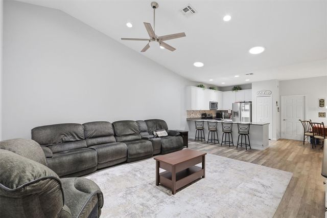 205 MERLOT STREET, Deland, FL 32724