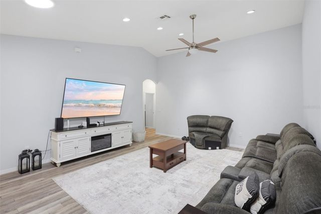 205 MERLOT STREET, Deland, FL 32724