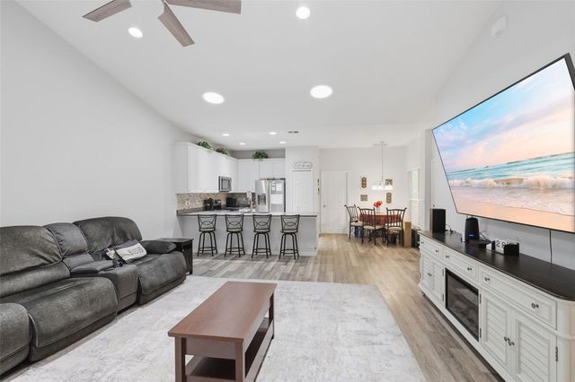 205 MERLOT STREET, Deland, FL 32724