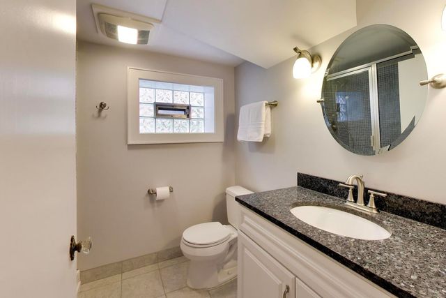 5042 N MELVINA Avenue, Chicago, IL 60630
