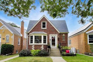 5042 N MELVINA Avenue, Chicago, IL 60630