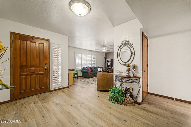 14617 N 47TH Street, Phoenix, AZ 85032