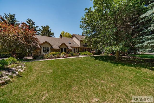 706 S. S Bellin Road, Idaho Falls, ID 83402