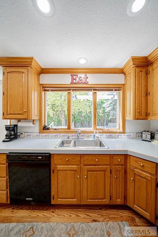706 S. S Bellin Road, Idaho Falls, ID 83402