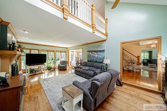 706 S. S Bellin Road, Idaho Falls, ID 83402