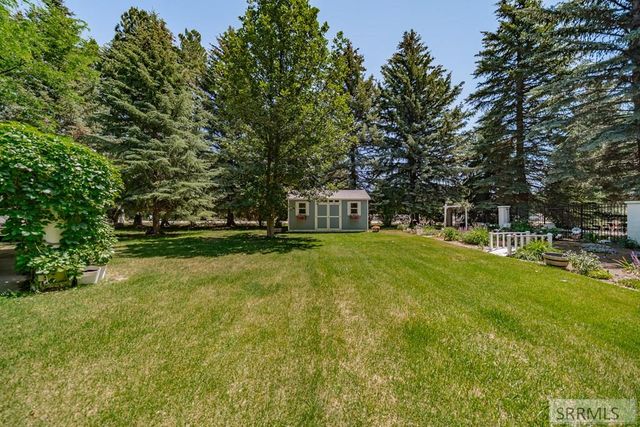 706 S. S Bellin Road, Idaho Falls, ID 83402
