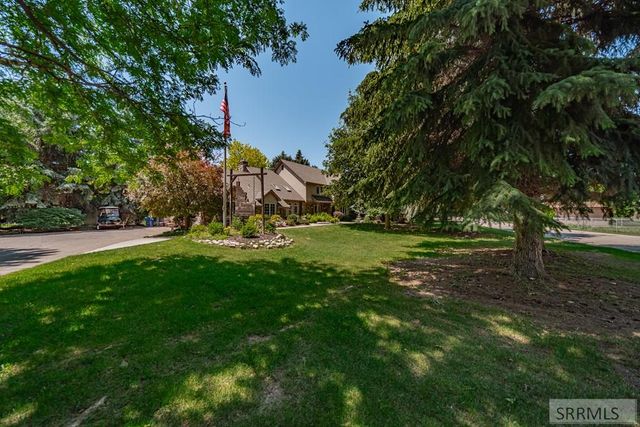 706 S. S Bellin Road, Idaho Falls, ID 83402