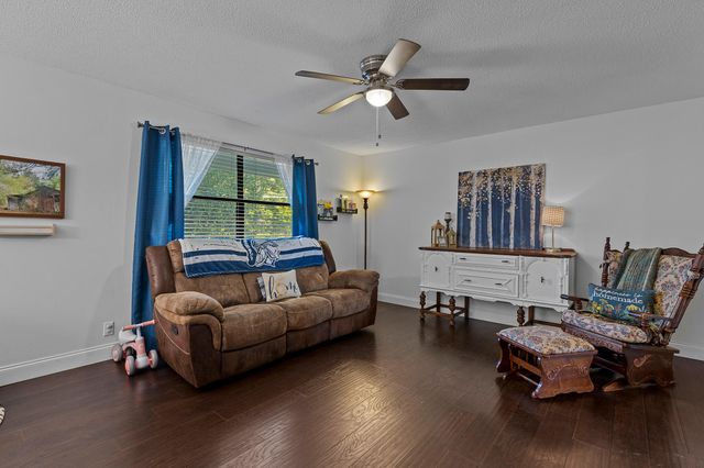 710 Mission Ridge Road, Rossville, GA 30741
