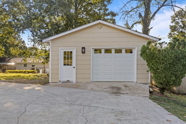 710 Mission Ridge Road, Rossville, GA 30741