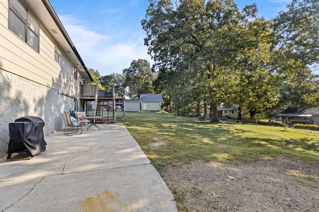 710 Mission Ridge Road, Rossville, GA 30741