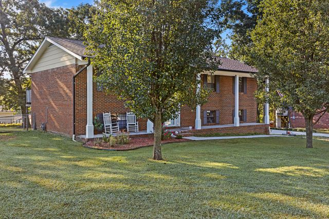 710 Mission Ridge Road, Rossville, GA 30741