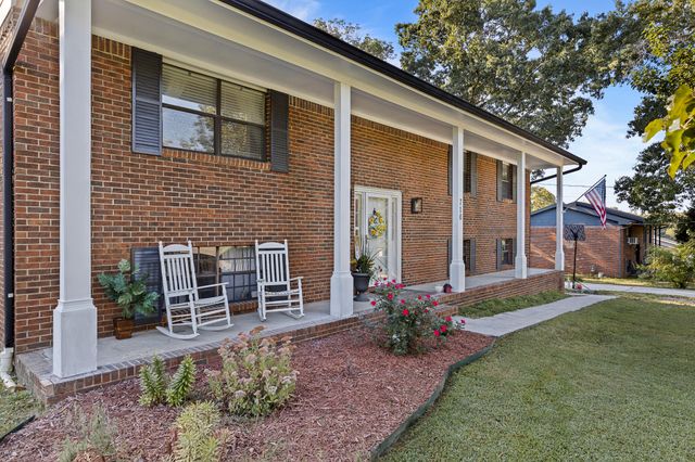 710 Mission Ridge Road, Rossville, GA 30741