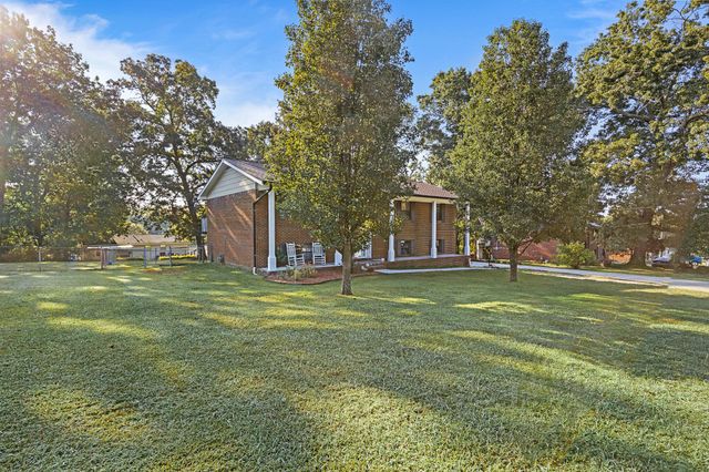 710 Mission Ridge Road, Rossville, GA 30741