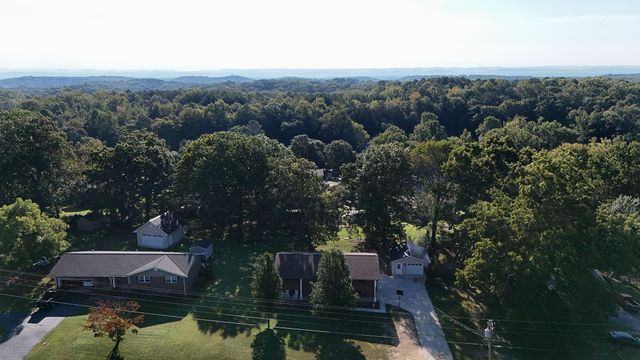 710 Mission Ridge Road, Rossville, GA 30741