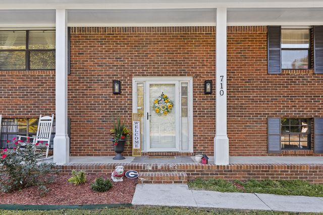 710 Mission Ridge Road, Rossville, GA 30741
