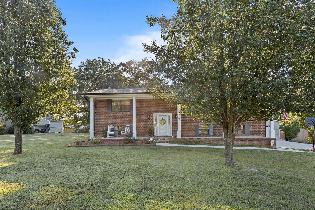 710 Mission Ridge Road, Rossville, GA 30741