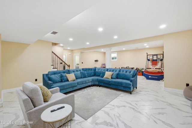 9505 Hayden Creek Ct, Prospect, KY 40059