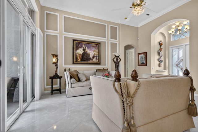 6550 Sand City Way, Delray Beach, FL 33446