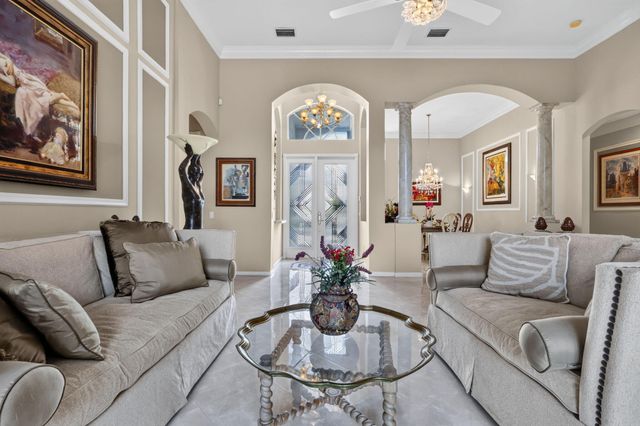 6550 Sand City Way, Delray Beach, FL 33446