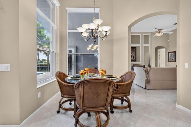 6550 Sand City Way, Delray Beach, FL 33446