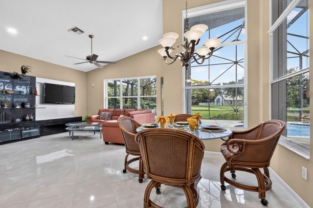 6550 Sand City Way, Delray Beach, FL 33446